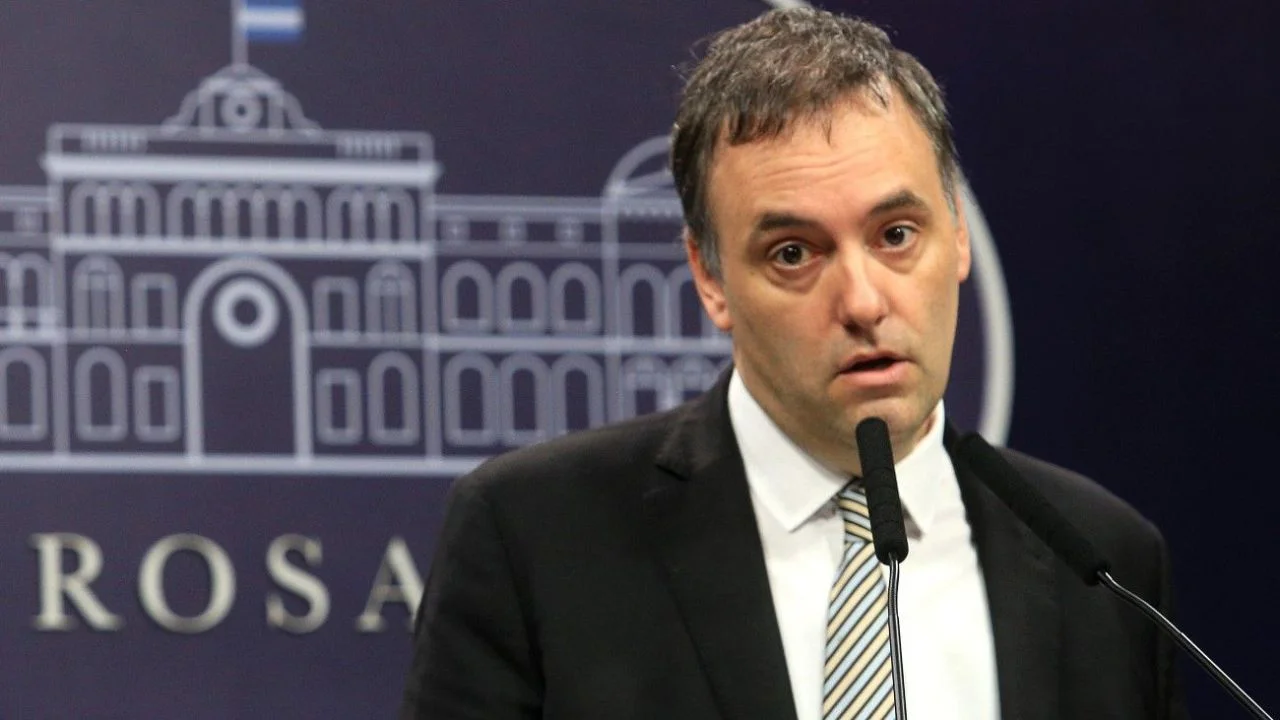 manuel-adorni-1902377